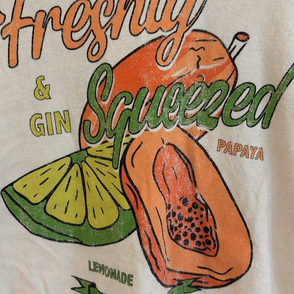 Graphic Tee - Picture 2 of 5